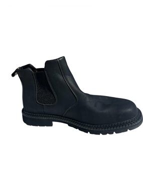 Men's Black Chukka Boot with Elastic Side Panels